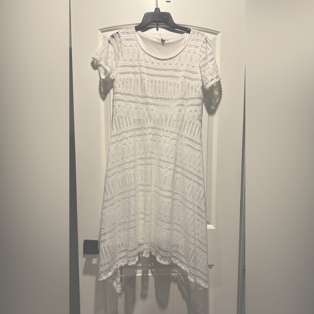 Dana Buchman white lace dress